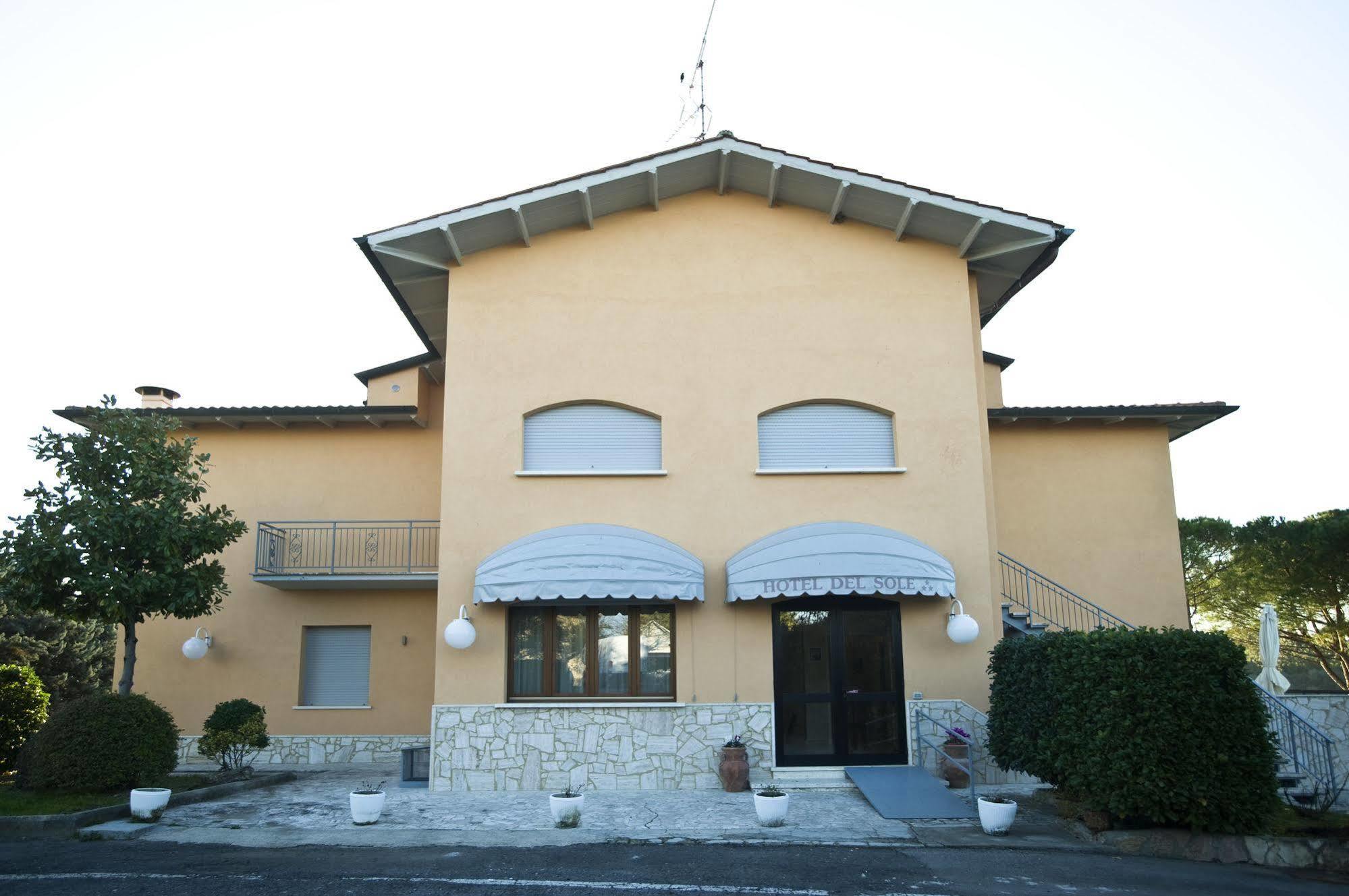 Villa Hotel Del Sole Chiusi Exterior foto