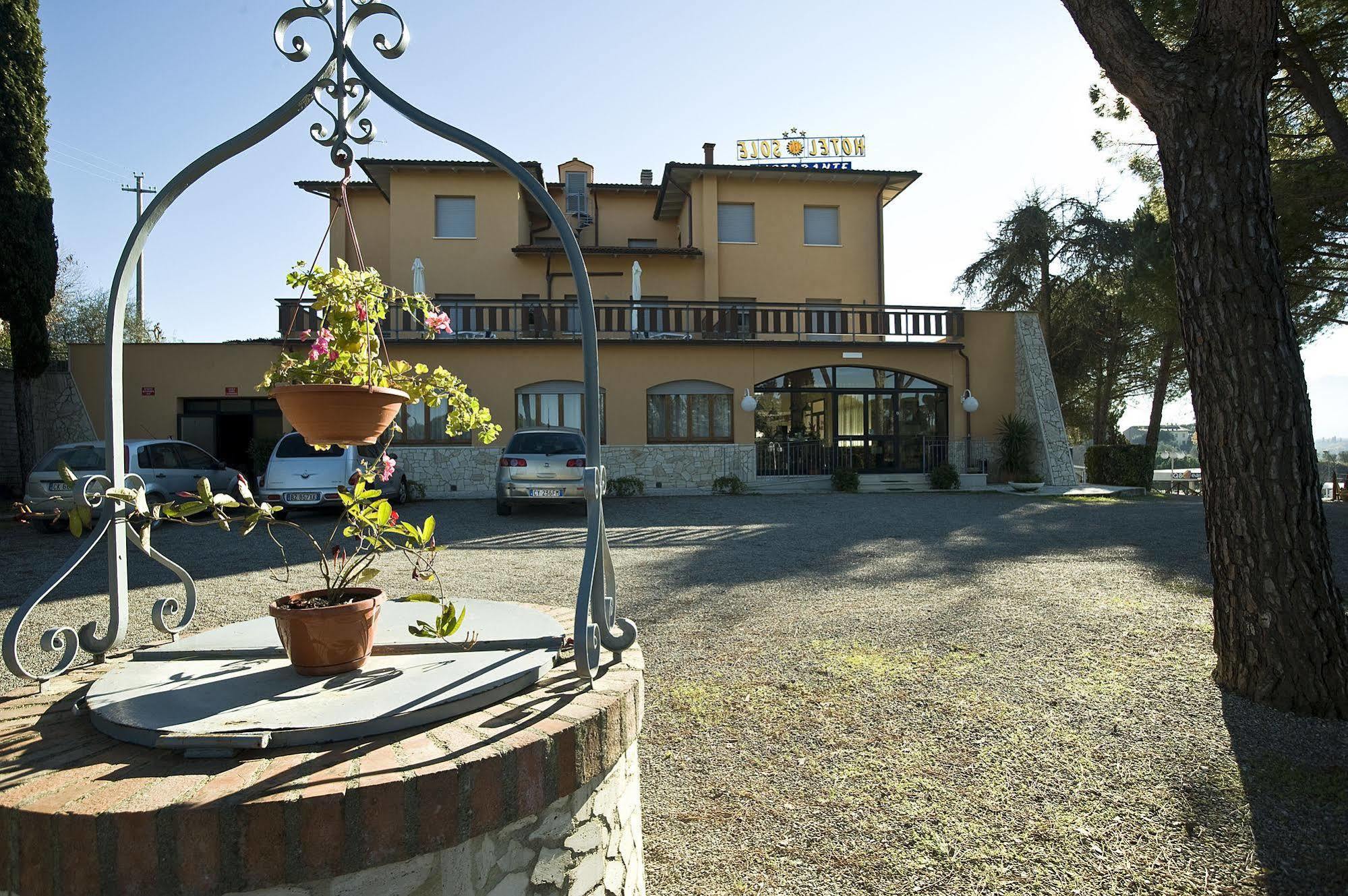 Villa Hotel Del Sole Chiusi Exterior foto